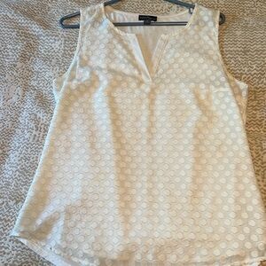 Market and Spruce White Sleeveless Blouse